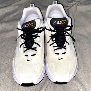 White/gold airmax